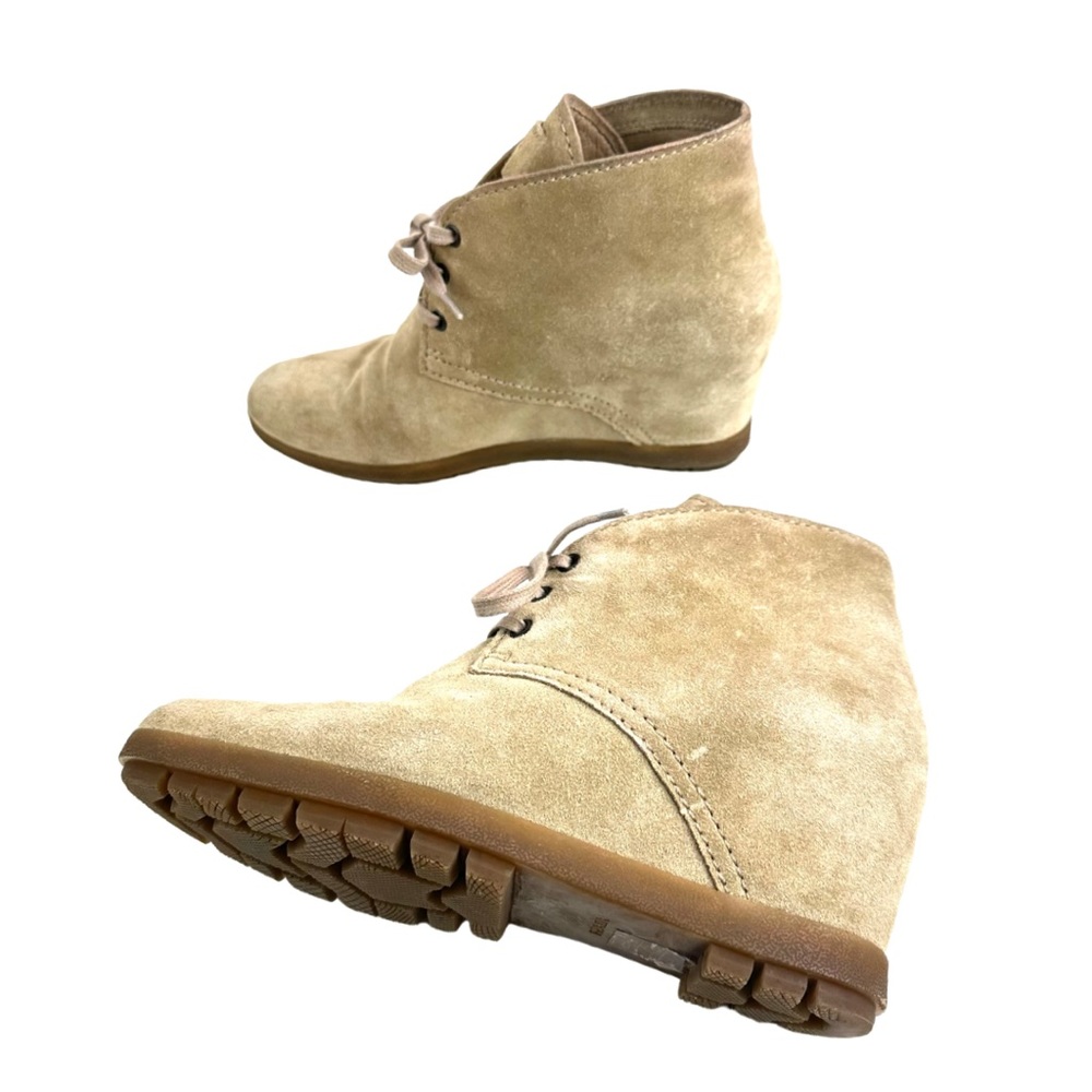 Prada women’s Tan Suede Rounded Toe Lace-Up Wedges Size: 38 - Picture 7 of 16